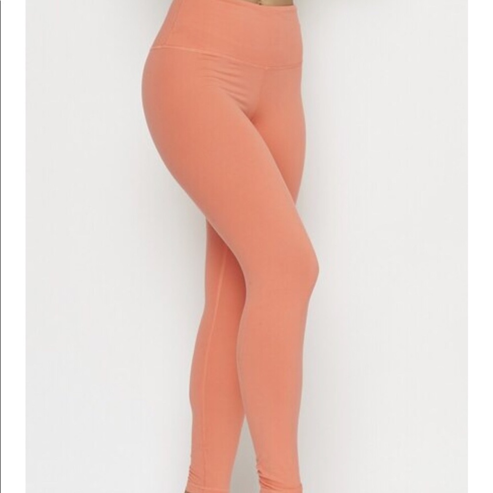 New! Solmi Yoga Leggings - Picture 4 of 4